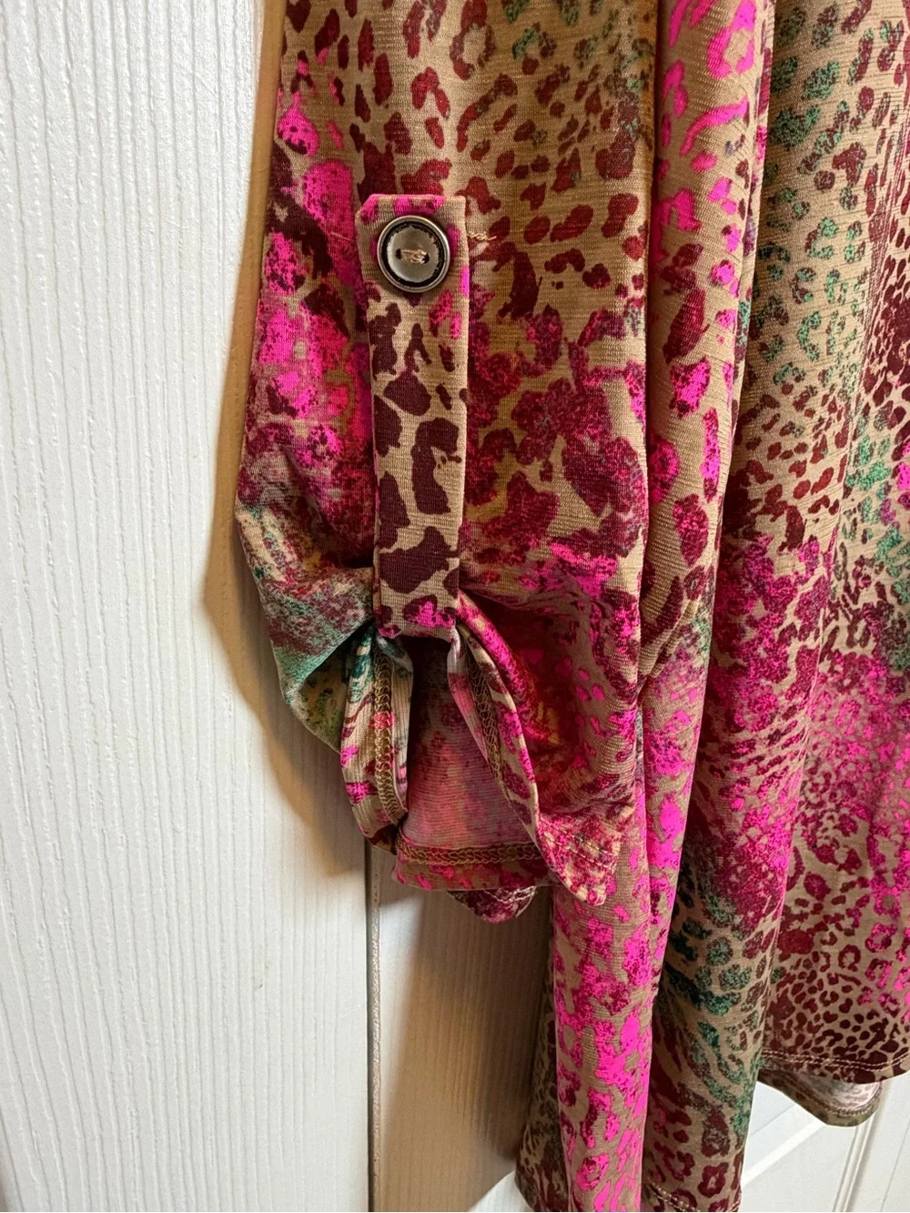 Dear Scarlett Lizzy Leopard Print Tunic Top XL Pink 95% Poly 5% Spandex - Picture 2 of 6